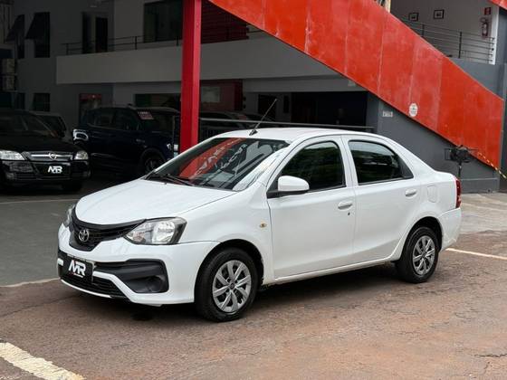 TOYOTA ETIOS 1.5 X SEDAN 16V FLEX 4P MANUAL TOYOTA ETIOS 1.5 X SEDAN 16V FLEX 4P MANUAL